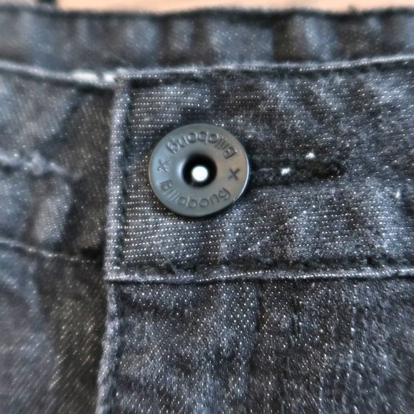 Billabong Lowah Embroidered Black Jean Shorts 9 - Picture 8 of 12